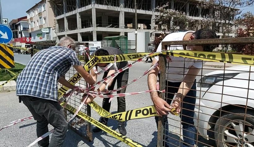 Şeritler çare olmadı bariyerle kapattılar