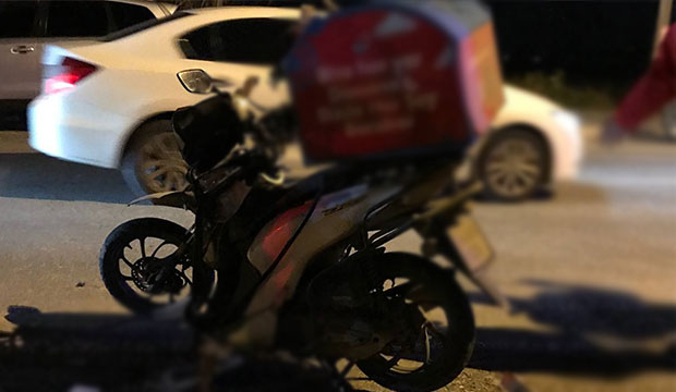 servis-araci-ile-carpisan-motosikletli-kurye-agir-yaralivw8vdkmvbd