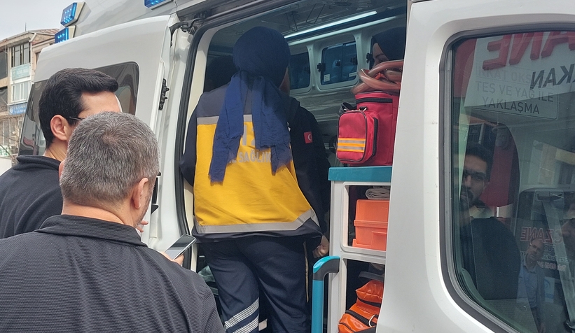 Servis şoförü direksiyon başında fenalaştı