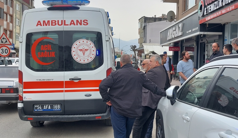 Servis şoförü direksiyon başında fenalaştı