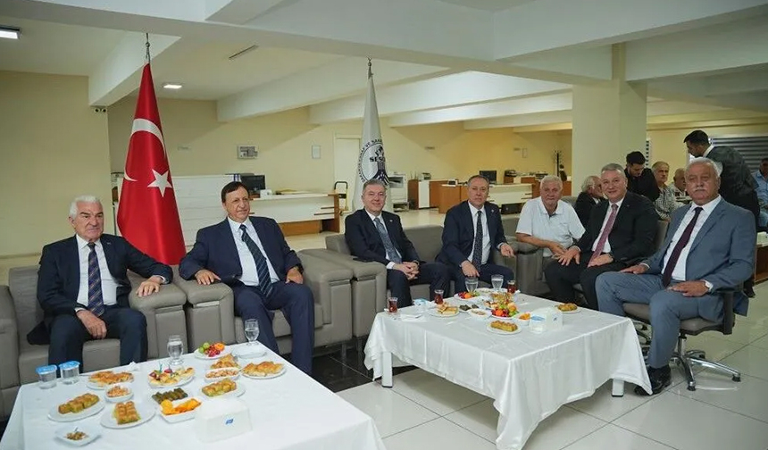 SESOB’ta bayramlaşma programı yoğun katılımla gerçekleşti