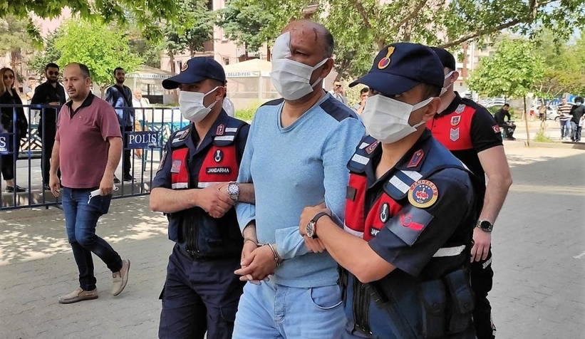 Sevgilisini asit dökerek öldürdü