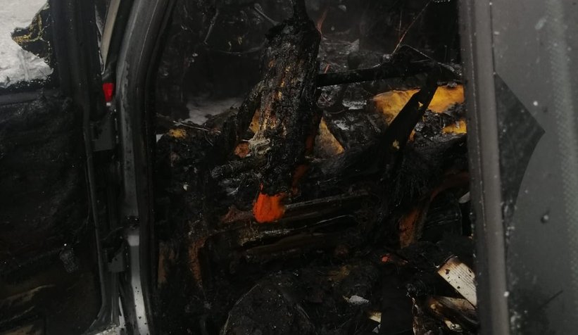 Seyir halinde alev aldı