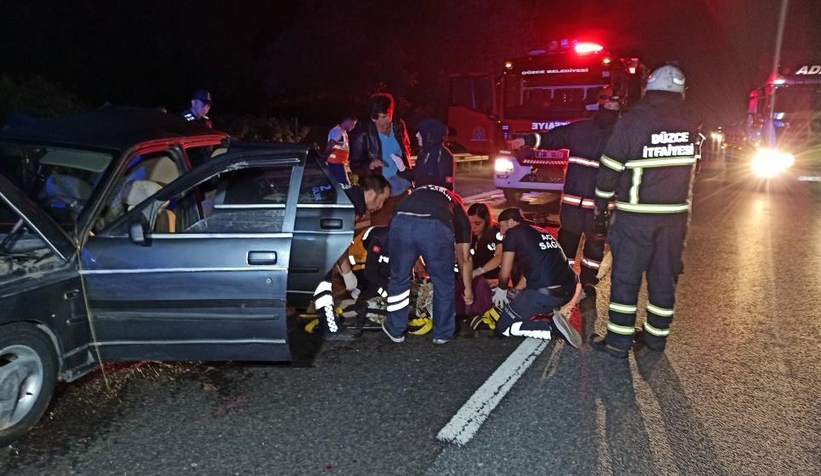 Sıkışan yolcuyu itfaiye kurtardı