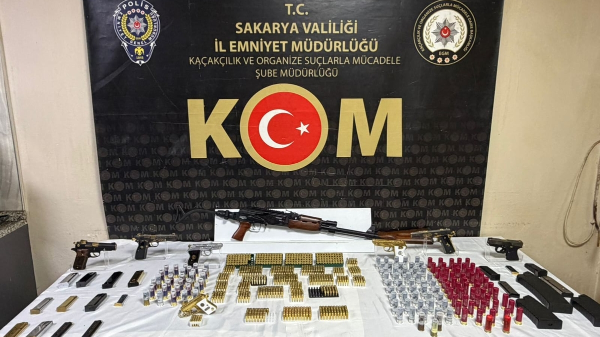 Silah kaçakçılarına operasyon