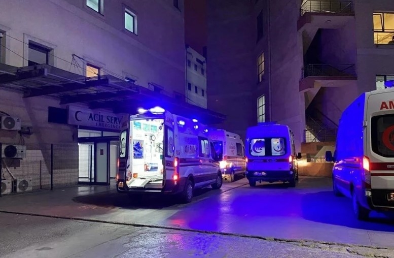 silahla-oynarken-kendini-vurduvho3nxjkrv