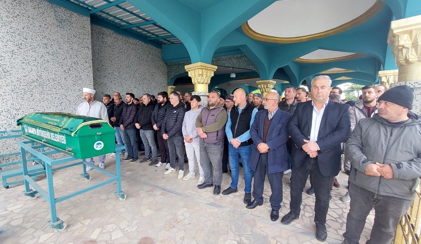 silahla-yaraladigi-damadi-tarafindan-bicaklanan-kayinpeder-topraga-verildimm5rbkjvmm