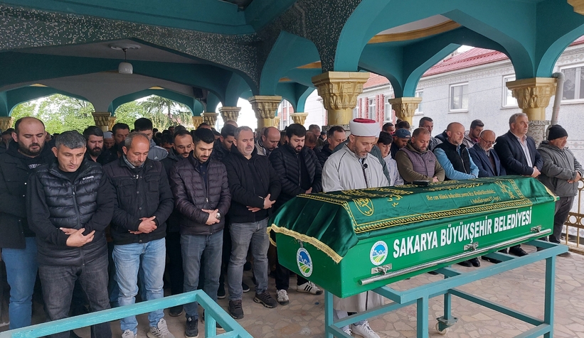 silahla-yaraladigi-damadi-tarafindan-bicaklanan-kayinpeder-topraga-verildimm5rbkjvmm