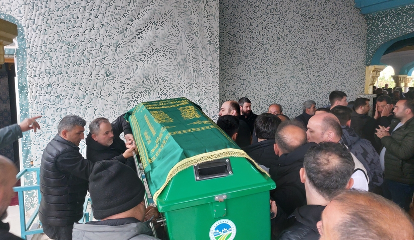 silahla-yaraladigi-damadi-tarafindan-bicaklanan-kayinpeder-topraga-verildimm5rbkjvmm