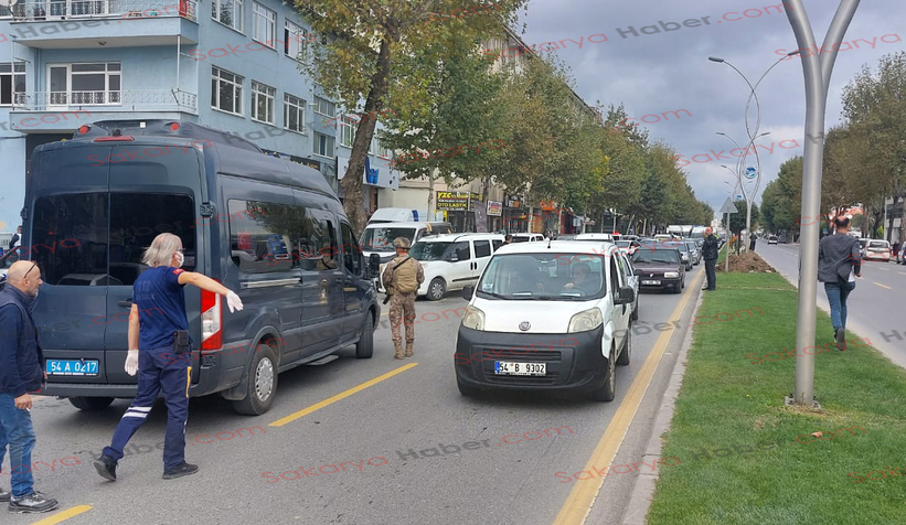 Silahlı saldırgan paniği, Özel harekat devreye girdi