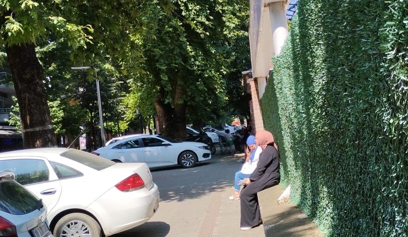 sinava-gec-kalan-4-ogrenci-salona-alinmadirvpbwjb1ew