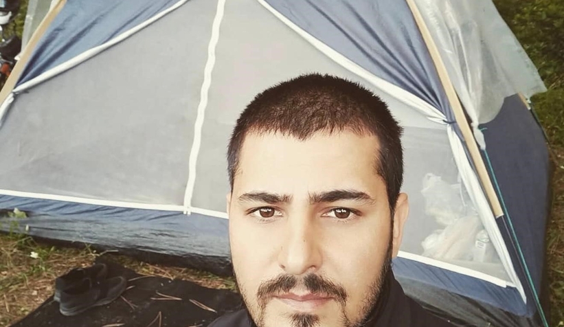 siparis-gotururken-kazada-olen-kuryeyi-son-yolculuguna-meslektaslari-ugurladiexzjem05rj