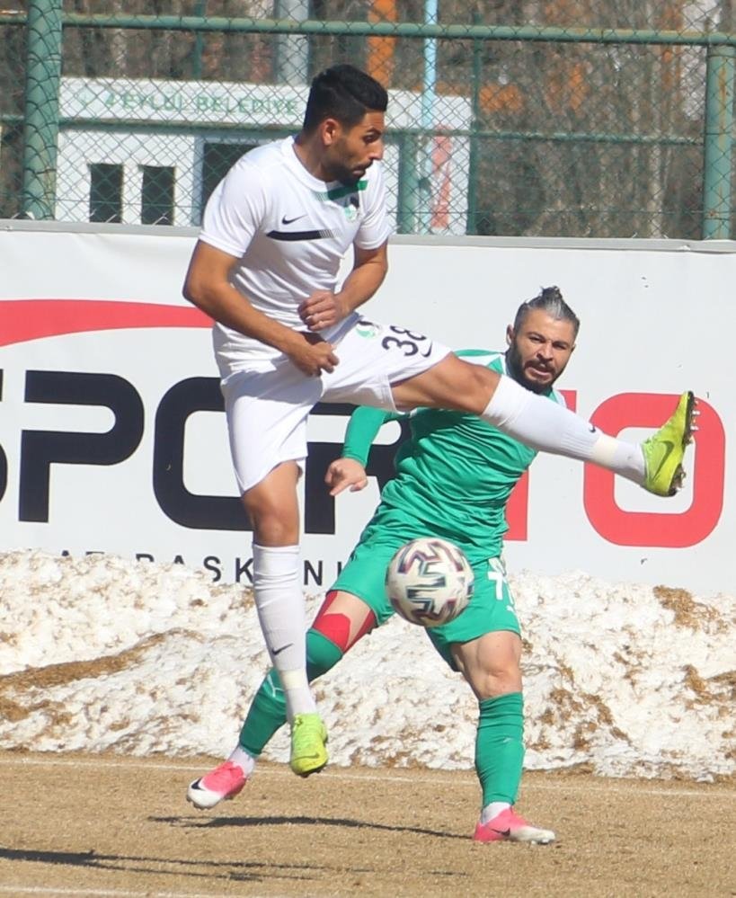 Sivas Belediyespor: 2 Sakaryaspor:2