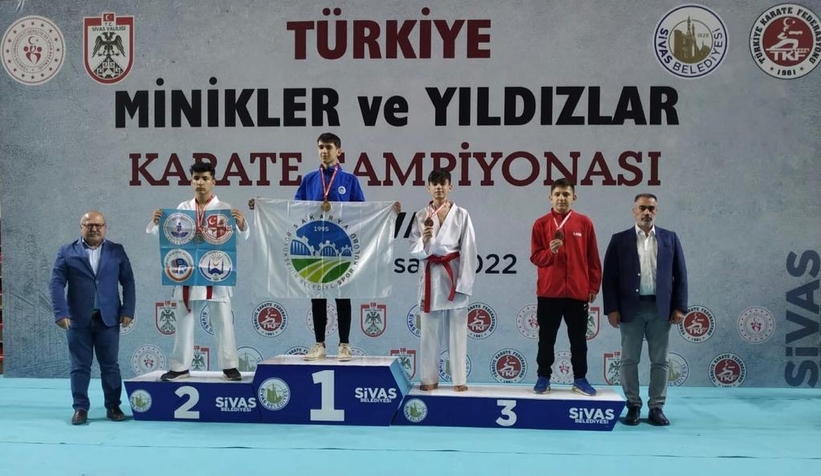 Sivas’ta Büyükşehir rüzgârı: 5 farklı dereceyle döndük