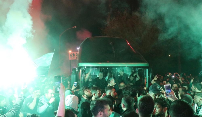 Şampiyon böyle karşılandı