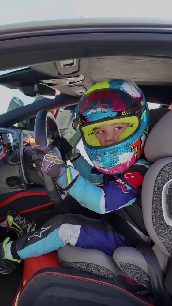 sofuoglu-nun-oglu-lamborghini-ile-312-kilometre-hiz-yaptir2z3ejheov