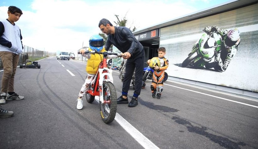 Sofuoğlu oğlunun Formula 1 yarışçısı olmasını istiyor