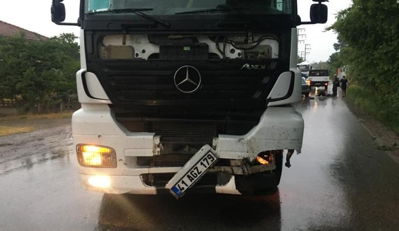 Söğütlü yolunda can pazarı