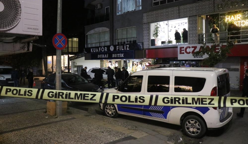 Sokak ortasında silahla vuruldu