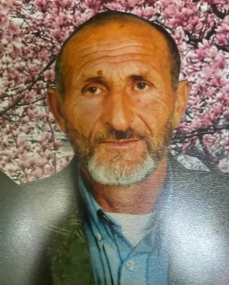 Sokak'ta yürürken kalp krizi geçirip öldü