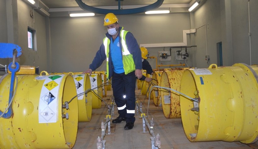 Sokaklar boş ama onlar görev başında