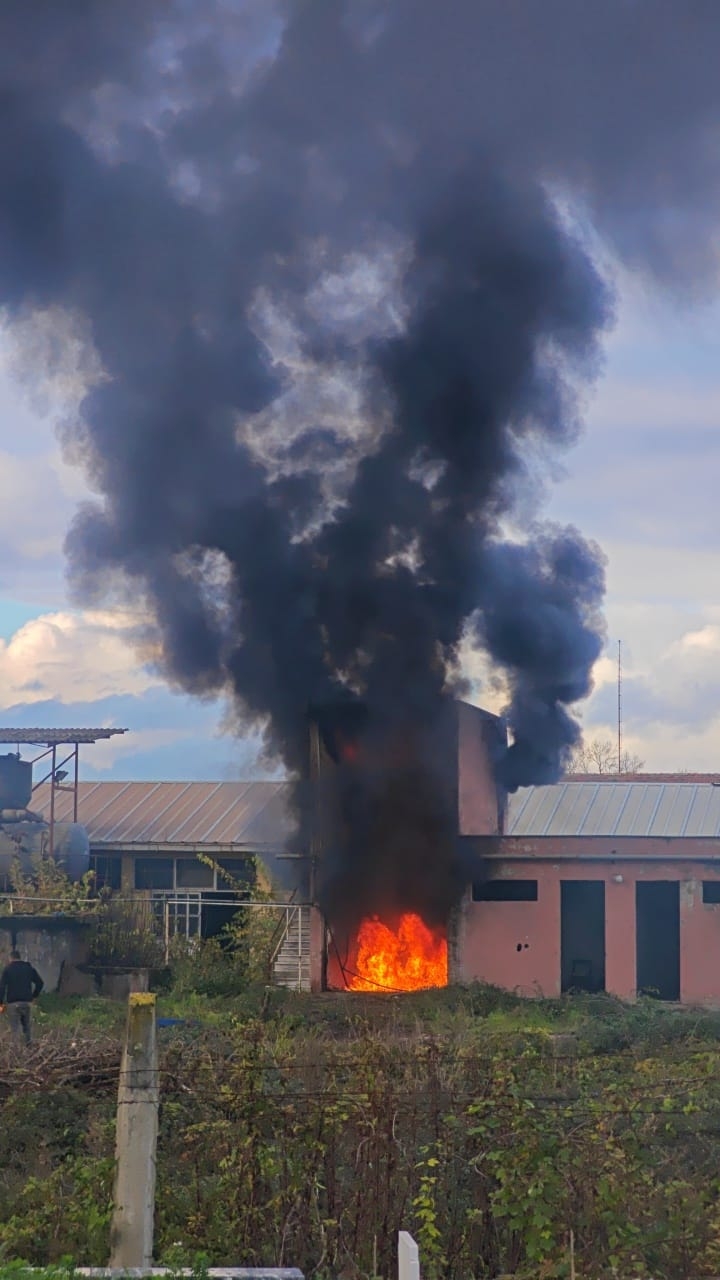 sokumu-yapilan-sut-fabrikasinda-yanginchixy1bpd3