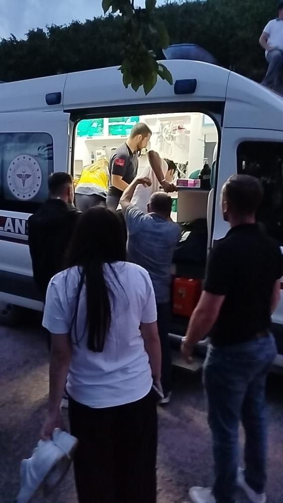 Sollamak İsterken Canlarından Oluyorlardı! 2 Yaralı 