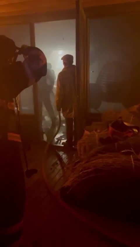 Şömine Bungalovu yaktı