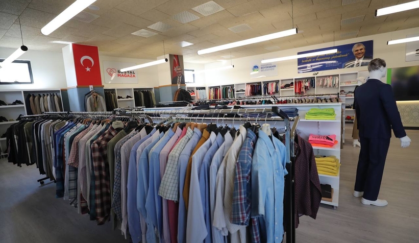 Sosyal Sevgi Mağazası ve Sosyal Market yüzleri güldürdü