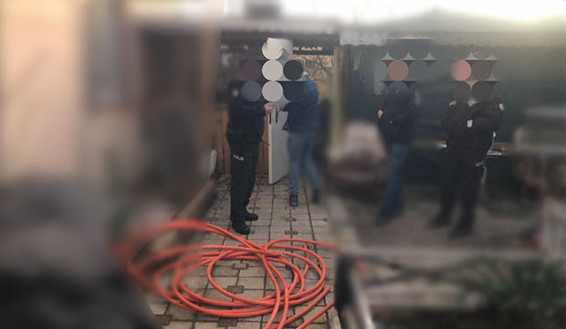 spor-kompleksinden-250-bin-liralik-kablo-calmislardi-yakalandilarbk1zwtzbtm