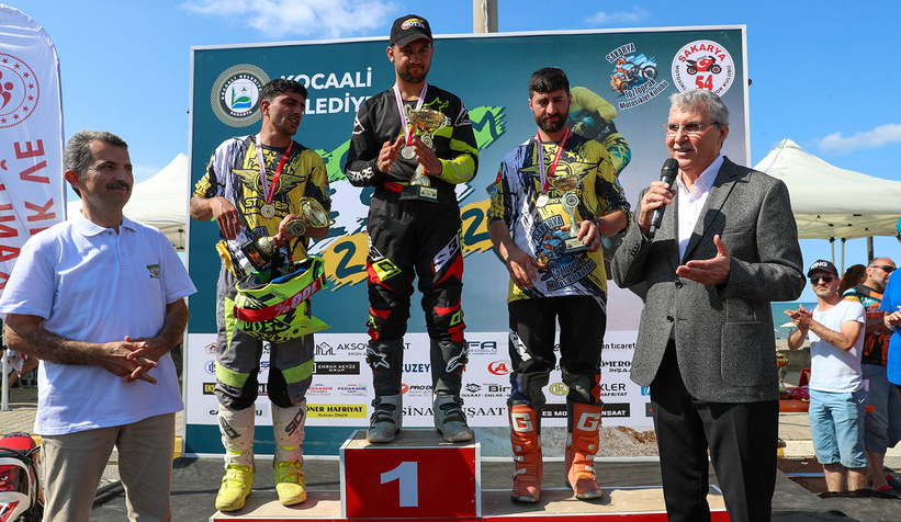 Sporun her alanına özel önem veriyoruz