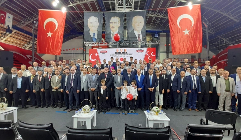 staj-ve-ciraklik-magdurlari-mhp-sakarya-kongresindeyjrgedlak2