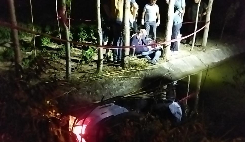 su-kanalina-ucan-motosikletli-oldub0frnvzhne