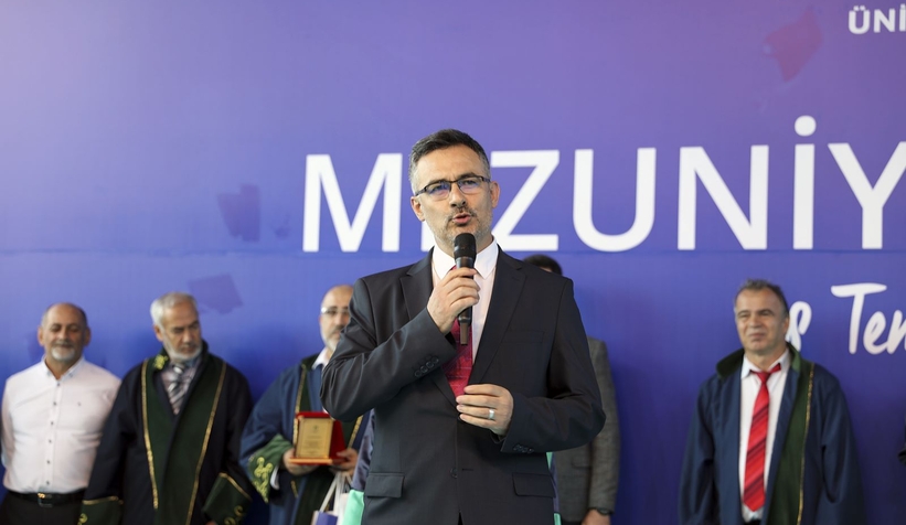 subu-2665-ogrencisini-coskulu-torenle-mezun-ettiyvbotzzvs3
