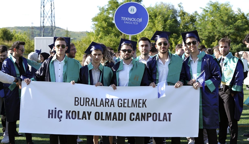 subu-2665-ogrencisini-coskulu-torenle-mezun-ettiyvbotzzvs3