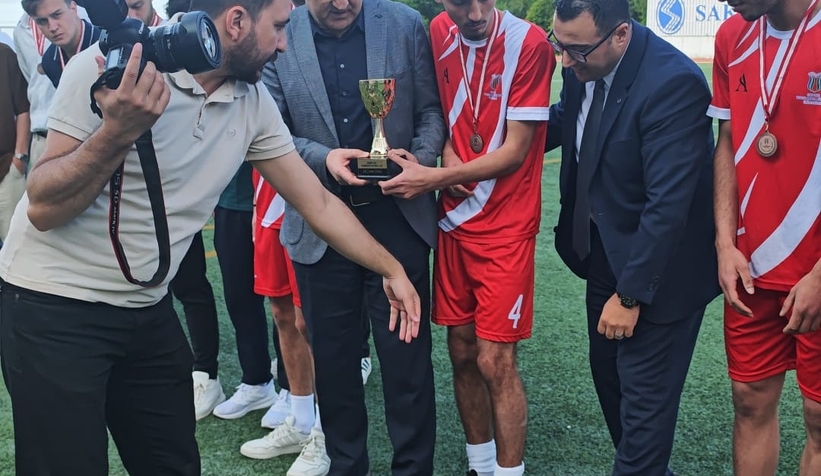 subu-akyazi-saglik-futbol-takimi-ilk-katildigi-turnuvada-kupa-ile-dondudmp2wwwwcf