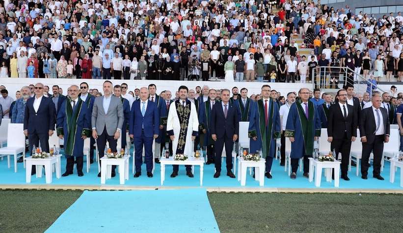 SUBÜ'de fakülte ve MYO birincileri belli oldu