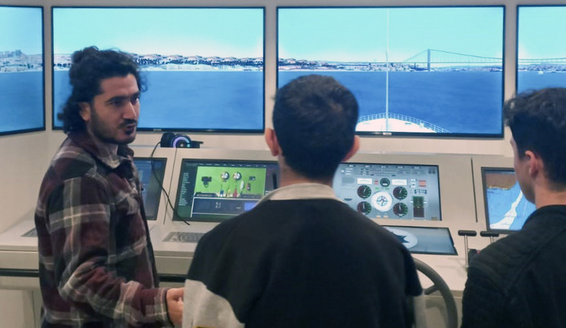 SUBÜ Denizcilik MYO üniversite adaylarına tanıtıldı