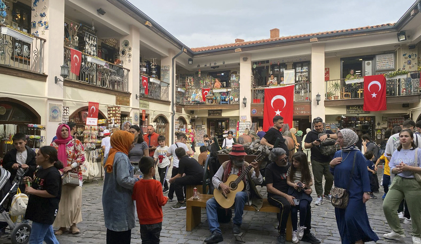 SUBÜ personelleri Eskişehir’i gezdi