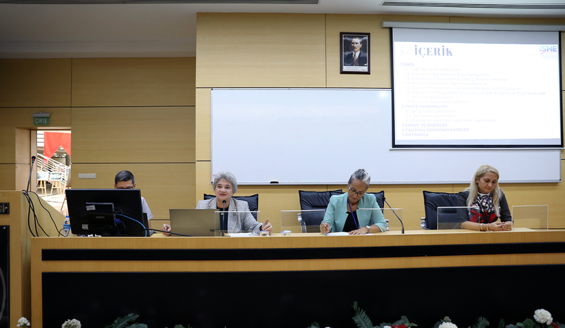 SUBÜ’deki sempozyumda tarih eğitimi konuşuldu