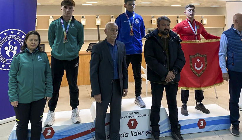 SUBÜ’den atıcılıkta bir kupa ve bir madalya