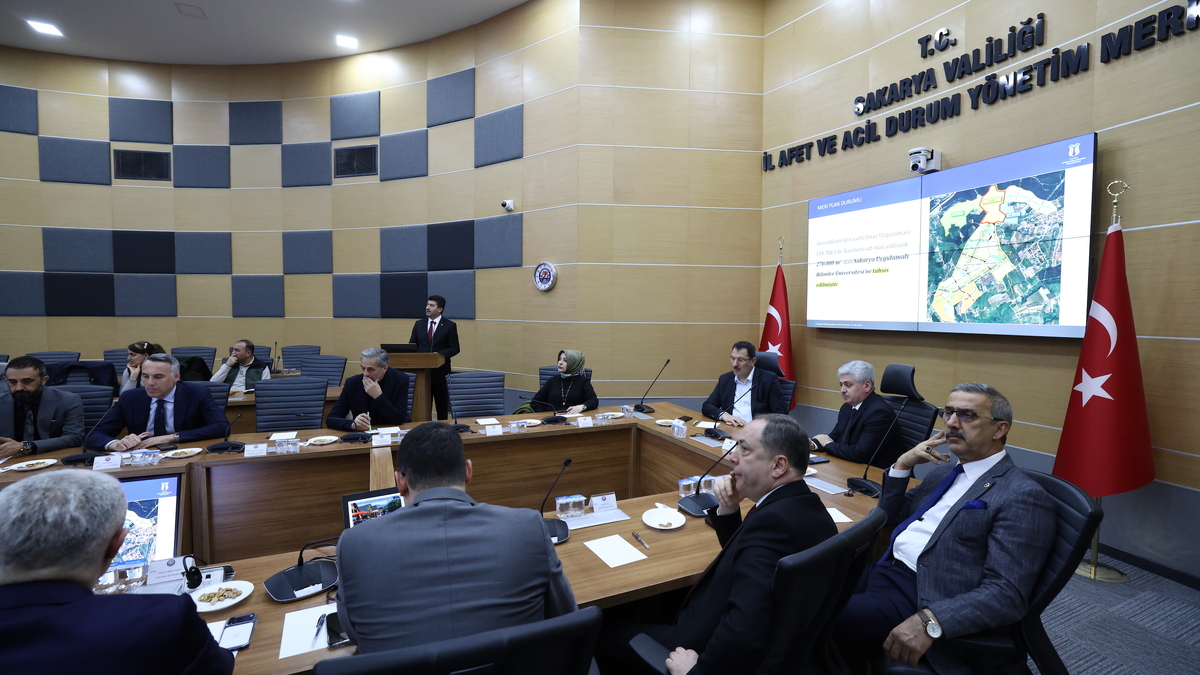 SUBÜ’nün kampüs yeri için imzalar atıldı