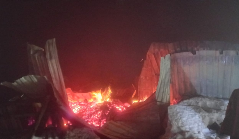 Sultanpınarı Yaylası'nda iki ev yandı