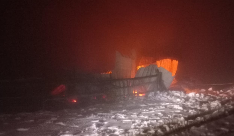 Sultanpınarı Yaylası'nda iki ev yandı