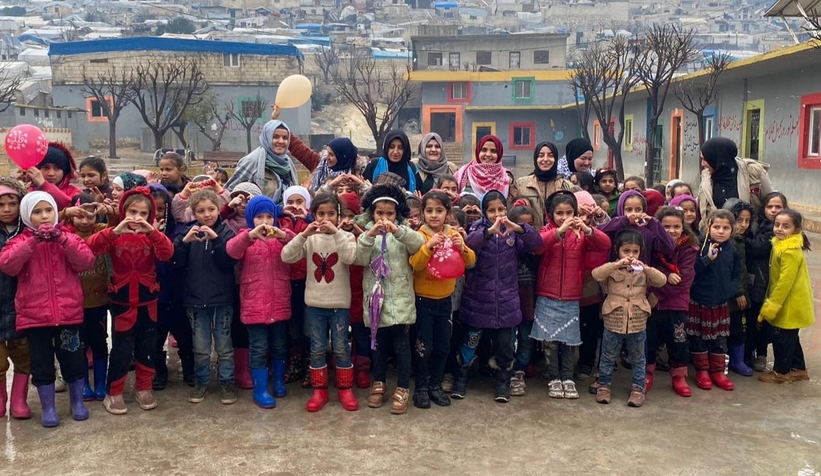 suriye-nin-idlib-ve-azez-bolgelerine-yardim-elid1c4m3prtx