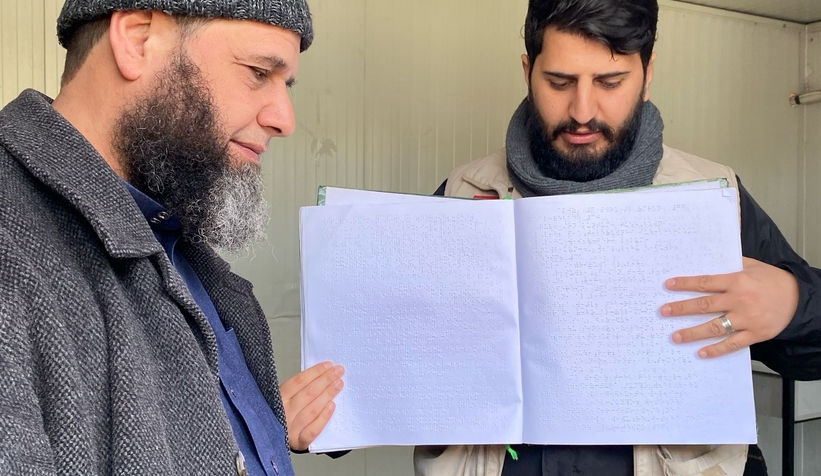 suriye-nin-idlib-ve-azez-bolgelerine-yardim-elid1c4m3prtx