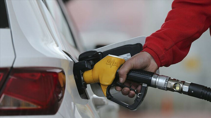 suruculere-uzucu-bir-haber-daha-motorine-yeniden-zam-geliyorq3y3wfblbx