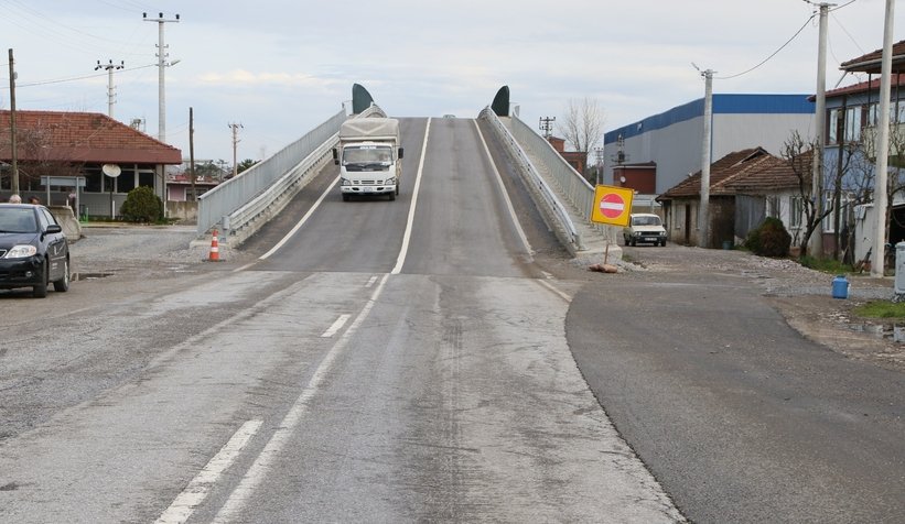 Sürücülerin kabusu olmuştu; Vakıf Köprüsü'nde eğim düşürülüyor