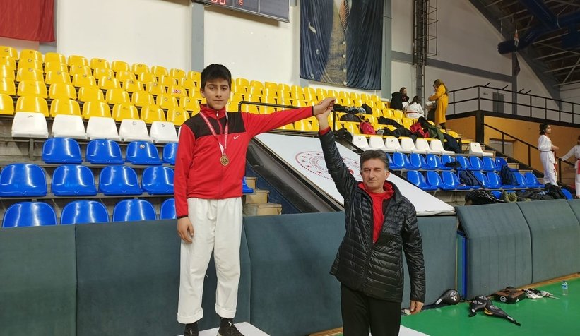 Taekwondo'da Akyazı rüzgarı esti