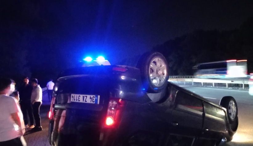 Takla atan araçtan burunları bile kanamadan çıktılar